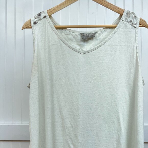Royal Robbins Women's Cream V-Neck Tank Top Embroidered Shoulders Large Casual - Picture 1 of 9
